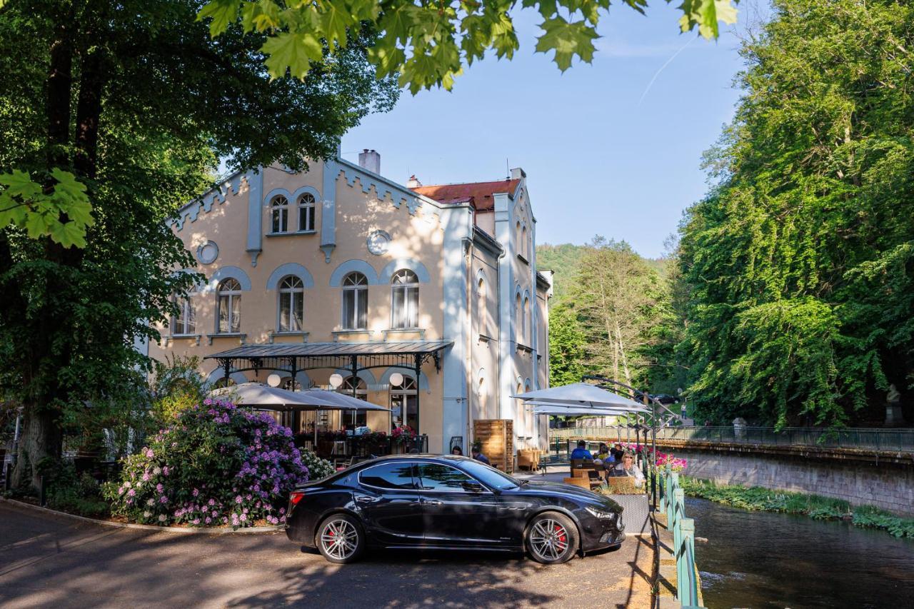 Villa Basileia Riverside Karlovy Vary Exterior foto